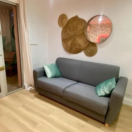 公寓 Bricka - 200m To The Beach, Parking, Clim, Terrace