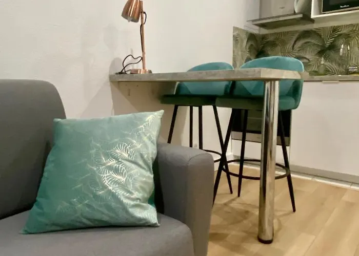 Apartment Bricka - 200m To The Beach, Parking, Clim, Terrace *