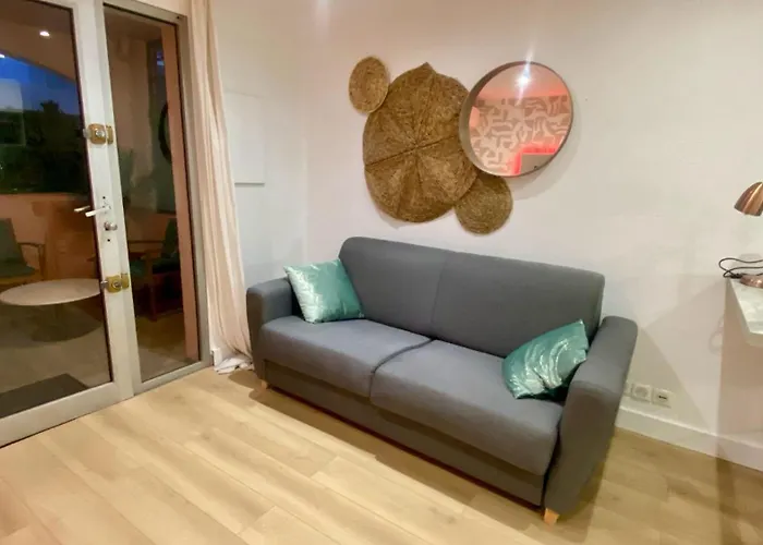 Apartment Bricka - 200m To The Beach, Parking, Clim, Terrace